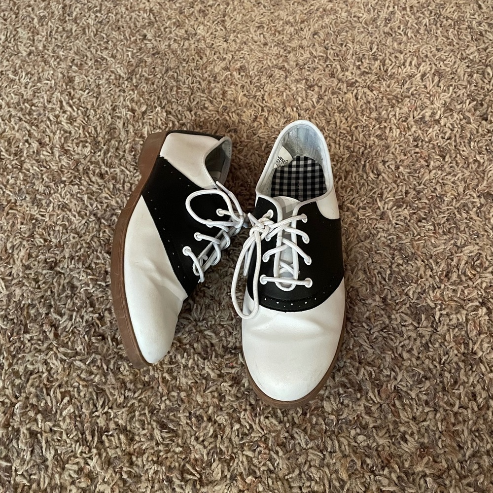 Predictions Women’s Saddle Oxfords